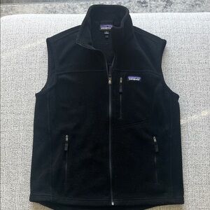 Patagonia Black Fleece Men’s Vest